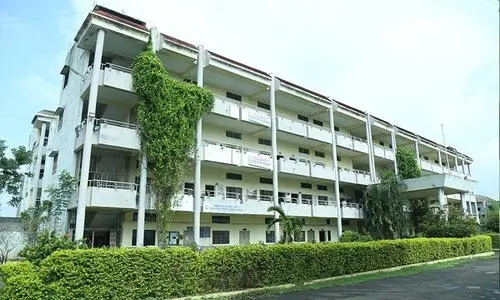 RV physiotherapy campus and student setting